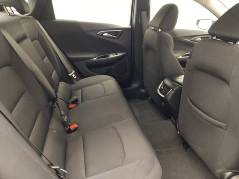 Used 2025 Chevrolet Malibu LT FWD image 19
