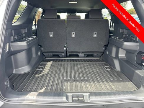 Used 2025 Toyota 4Runner TRD Sport AWD/4WD image 18