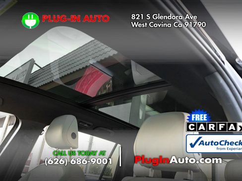 Used 2023 Volkswagen Tiguan SE R-Line image 10