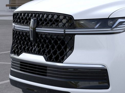 New 2026 Lincoln Navigator L Reserve image 17