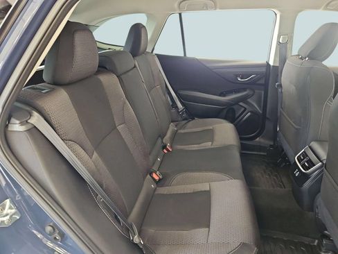 Used 2025 Subaru Outback Premium AWD/4WD image 27