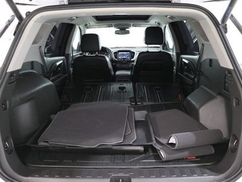 Used 2021 GMC Terrain SLT w/ Infotainment Package II AWD/4WD image 39