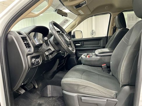 Used 2019 RAM 3500 Tradesman image 18
