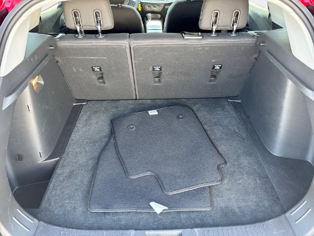 Used 2026 Chevrolet Trax LS FWD image 24