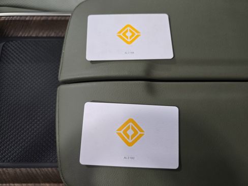 Used 2023 Rivian R1S Adventure image 31