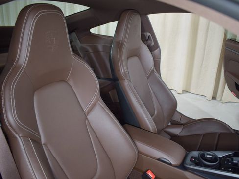 Used 2023 Porsche 911 Carrera S w/ Sport Package image 21