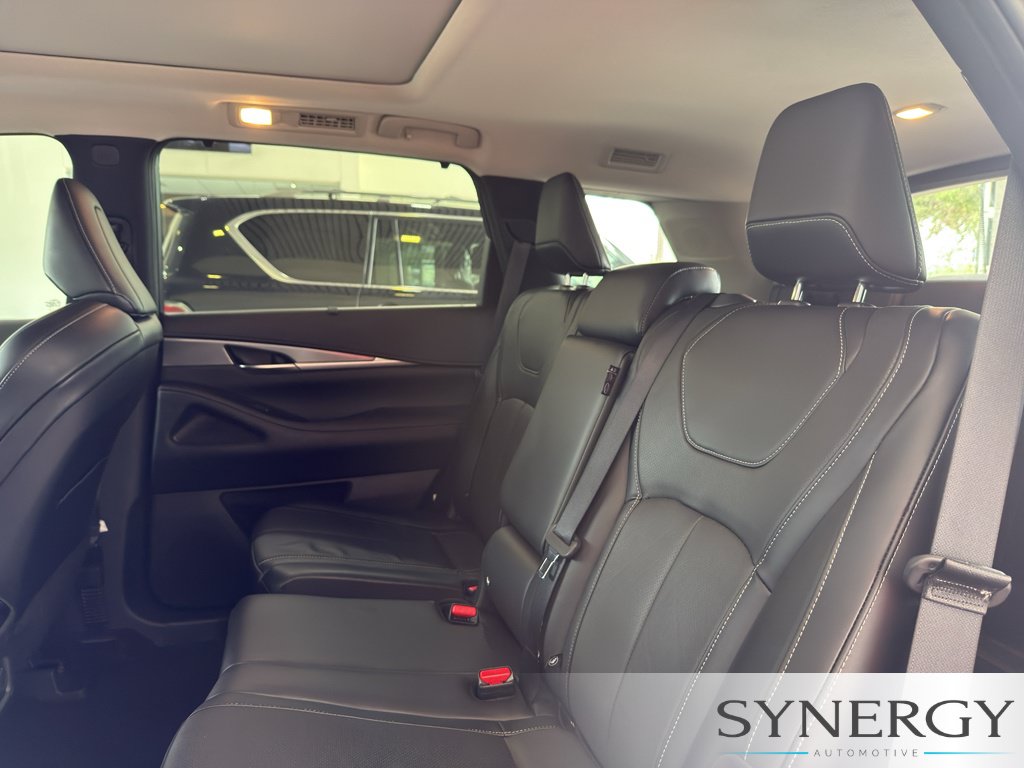 Used 2023 INFINITI QX60 Luxe w/ Cargo Package AWD/4WD image 29