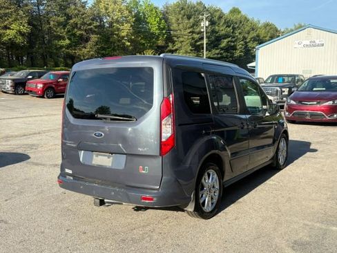 Used 2014 Ford Transit Connect XLT image 5