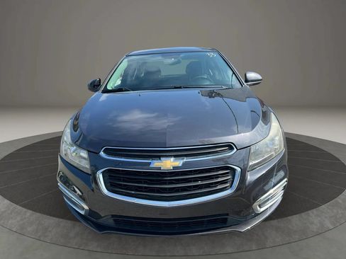Used 2016 Chevrolet Cruze LT FWD image 2