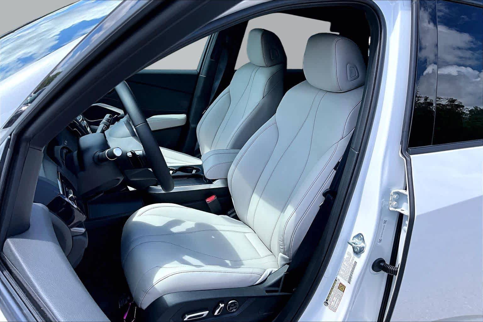 Certified 2026 Acura RDX SH-AWD image 9