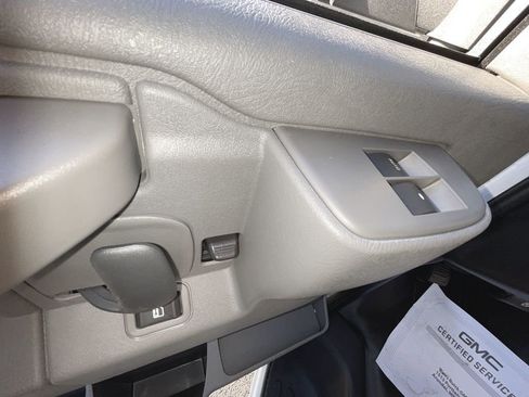 New 2025 GMC Savana 3500 w/ Power Convenience Package image 22