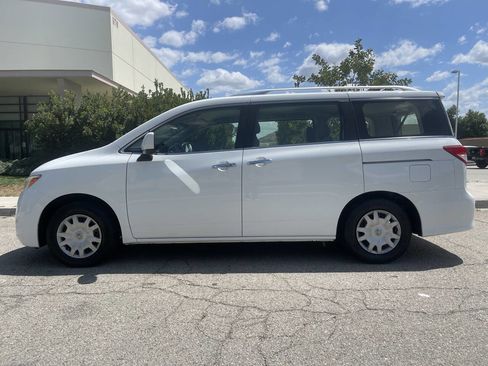 Used 2015 Nissan Quest S FWD image 1