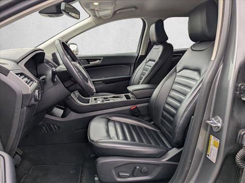 Used 2024 Ford Edge SEL image 16