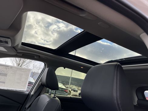 New 2026 Nissan Rogue Platinum image 20