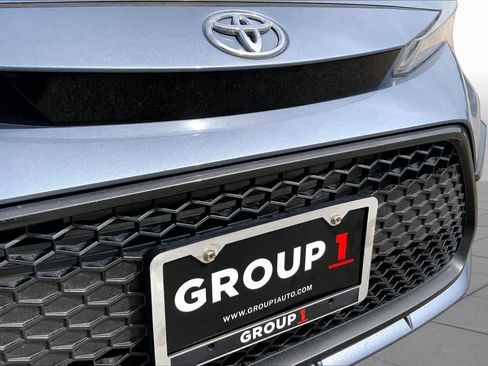 Used 2020 Toyota Corolla SE FWD image 29