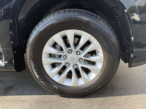 Used 2019 Lexus GX 460 Premium AWD/4WD image 36
