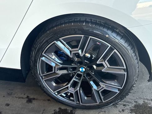 Used 2026 BMW 530i w/ M Sport Package image 21