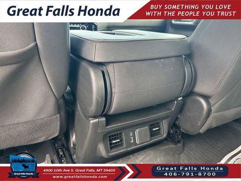 Used 2025 Chevrolet Silverado 2500 LT AWD/4WD image 21