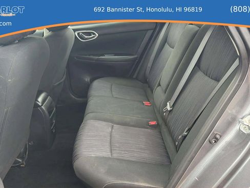 Used 2019 Nissan Sentra SV image 17