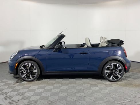 New 2026 MINI Cooper S image 2