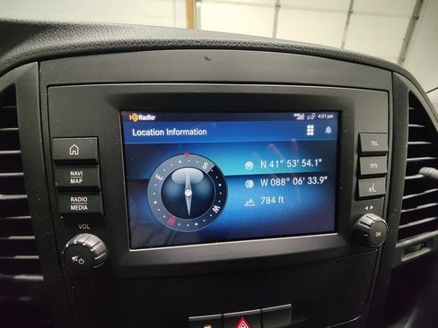 Used 2021 Mercedes-Benz Metris image 32