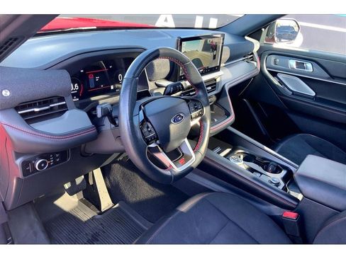 Used 2025 Ford Explorer ST AWD/4WD image 16