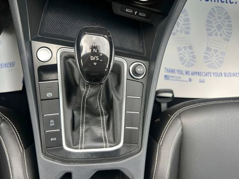 Used 2023 Volkswagen Jetta SE FWD image 22