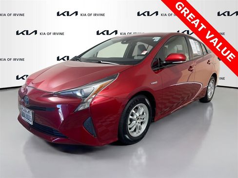 Used 2017 Toyota Prius Two w/ Carpet Mat Package image 3