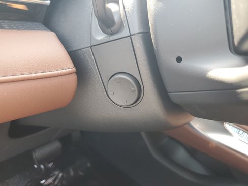 New 2026 Lincoln Nautilus Reserve AWD/4WD image 15