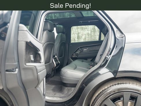 Used 2025 Land Rover Range Rover Sport Dynamic SE AWD/4WD image 34