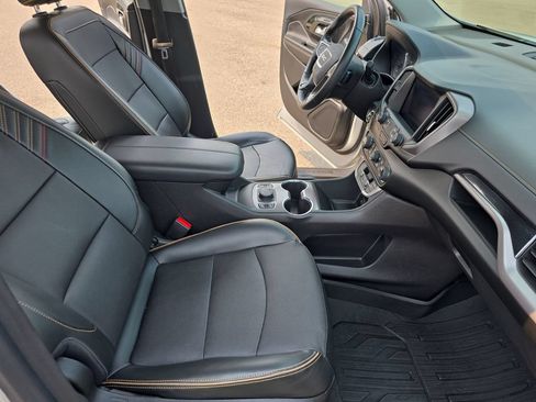 Certified 2022 GMC Terrain AT4 AWD/4WD image 10