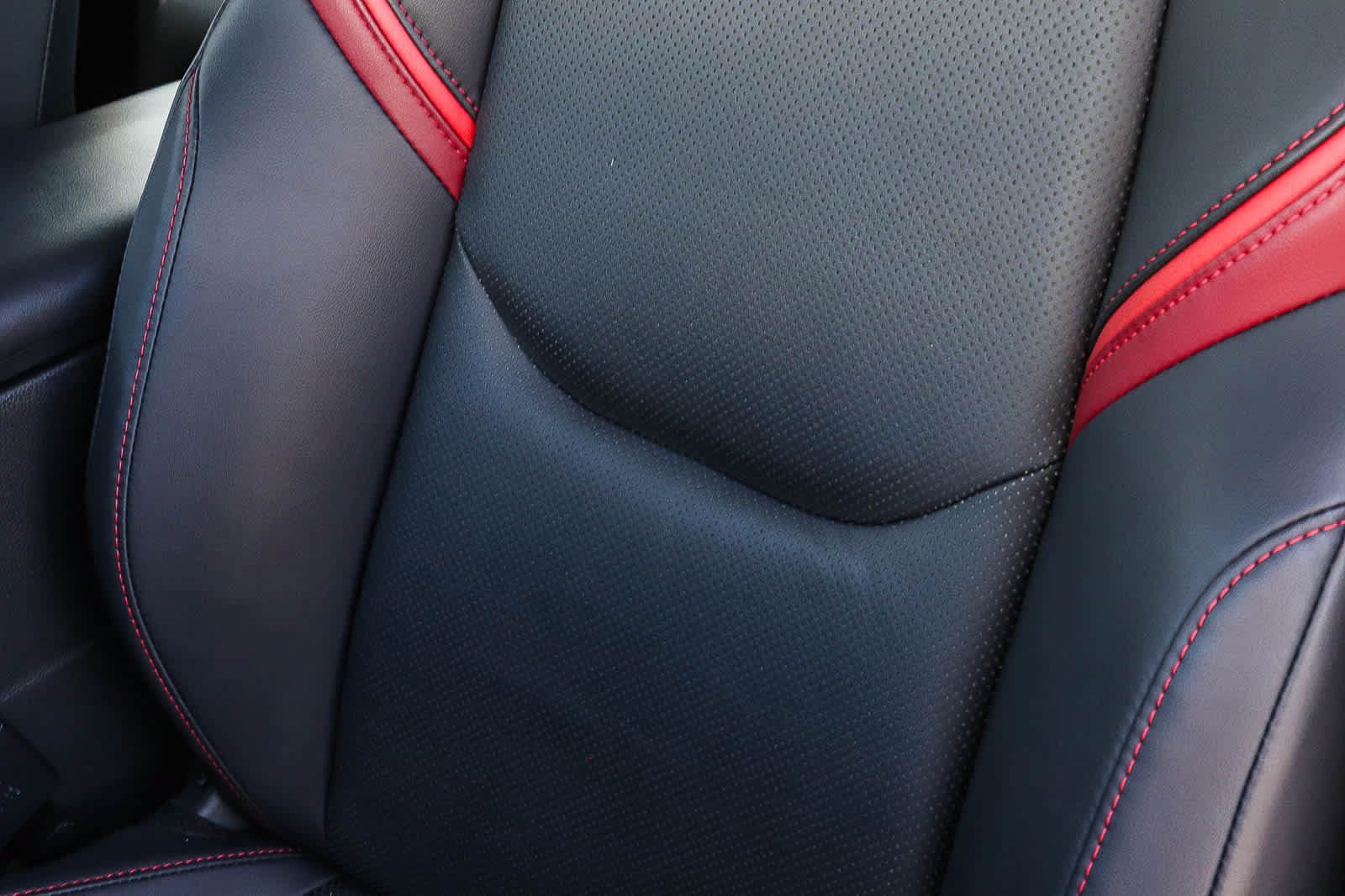 Used 2024 Toyota Prius Prime FWD image 27