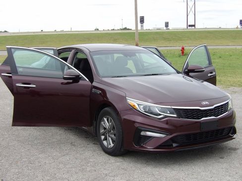 Used 2019 Kia Optima LX FWD image 26