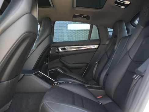 Certified 2023 Porsche Panamera Platinum Edition RWD image 30