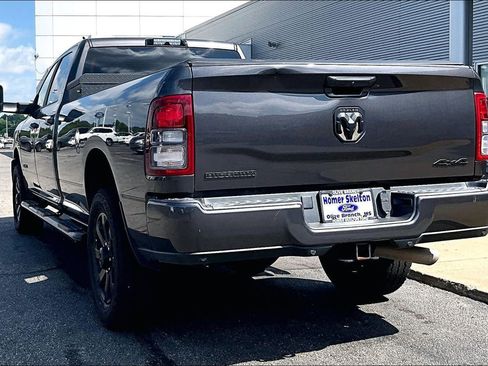 Used 2021 RAM 3500 Big Horn w/ Night Edition AWD/4WD image 3