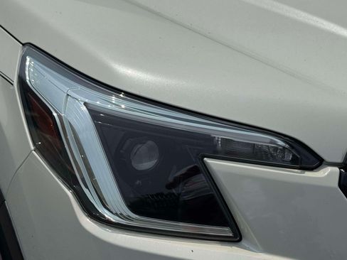 Certified 2023 Subaru Forester AWD/4WD image 7