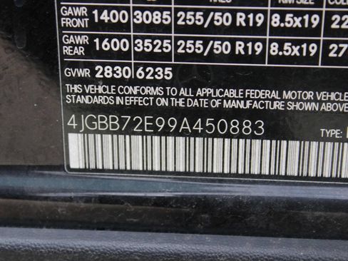 Used 2009 Mercedes-Benz ML 550 4MATIC image 11