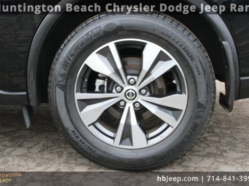 Used 2022 Nissan Murano S image 8