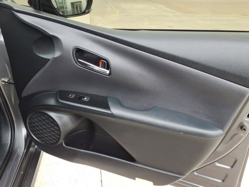 Used 2017 Toyota Prius Two w/ Prius Two Safety Plus Package image 8