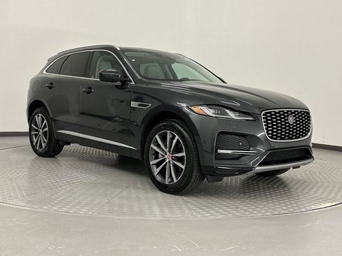 Used 2022 Jaguar F-PACE S image 6