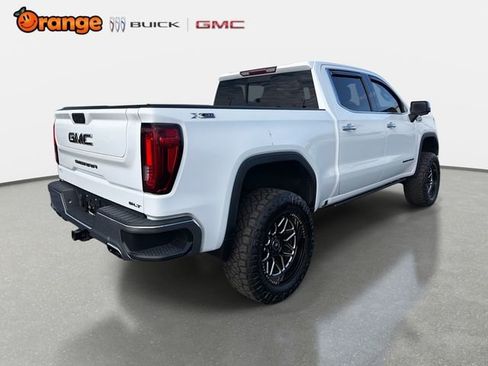 Used 2022 GMC Sierra 1500 SLT w/ SLT Premium Package image 3
