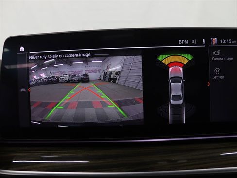 Used 2021 BMW 540i xDrive w/ Premium Package image 24