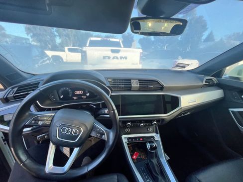Used 2021 Audi Q3 2.0T Premium w/ Convenience Package image 7