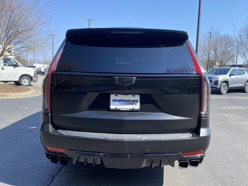 Used 2023 Cadillac Escalade ESV V image 8
