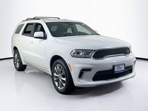 Used 2022 Dodge Durango SXT w/ Anodized Platinum Package image 3