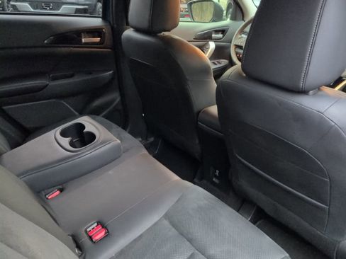 Used 2022 Mitsubishi Eclipse Cross SE image 44