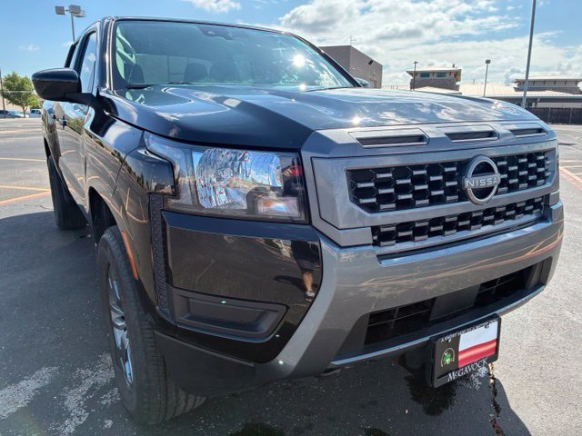 Certified 2025 Nissan Frontier SV AWD/4WD image 7