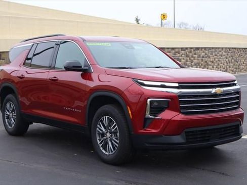 New 2026 Chevrolet Traverse LT w/ Driver Confidence Package image 10