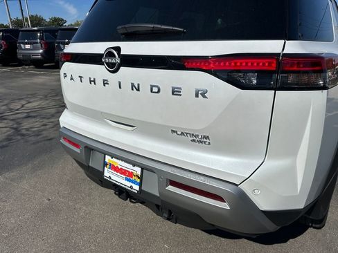 New 2025 Nissan Pathfinder Platinum w/ Cargo Package image 36