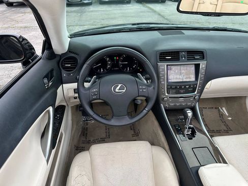 Used 2010 Lexus IS 250C RWD image 32